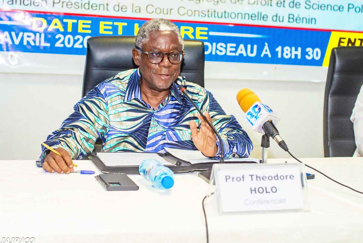 « Quand on veut rendre service, on respecte les textes »